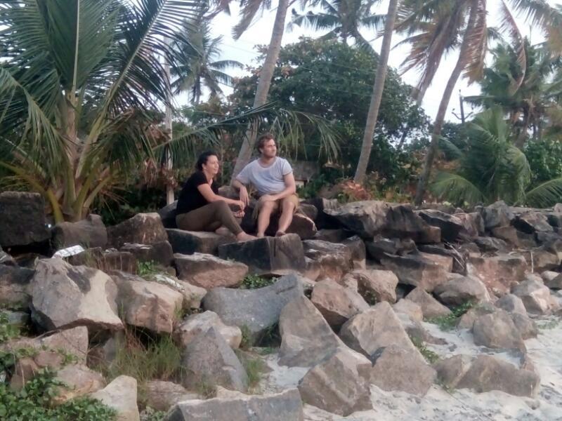 Funky Art Beach House Alappuzha Esterno foto