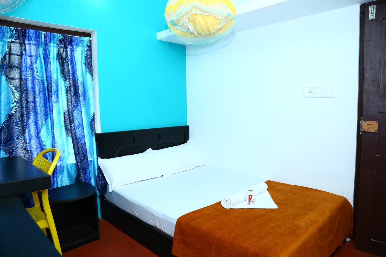 Funky Art Beach House Alappuzha Esterno foto